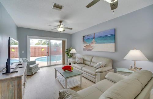 Bowe Gardens House | Lanai, Grill and Outdoor Pool Melbourne Duplex!