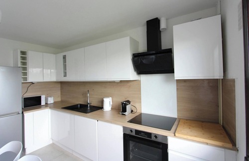 La Mare Apartment | Le 15' de paris - Three Bedroom Apartment, Sleeps 8