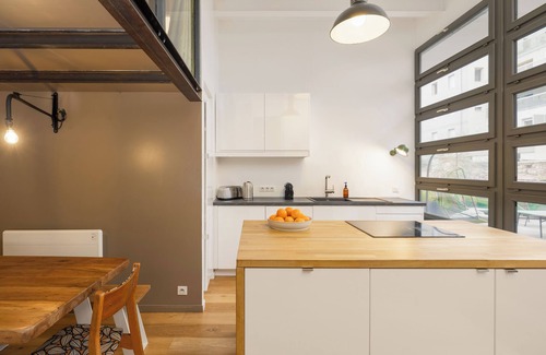 Saint-Denis Apartment | Le Loft du Stade | 6 rooms | terrace | arcade | architect's loft