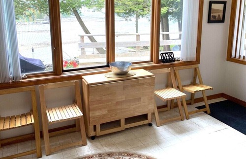 Northern Bruce Peninsula Cottage | Little Point, a classic lakeside cottage