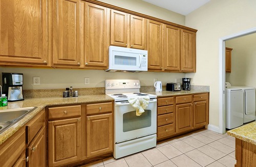 Florida Central Atlantic Coast Condo | Living the Disney Dream! | Lake View Luxury Condo