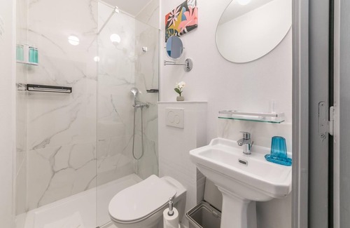 Palais-Royal Apartment | Louvre - Richelieu: cosy flat for 4