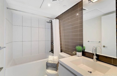 CityPlace Apartment | LUX 2 BR Suite with City Views