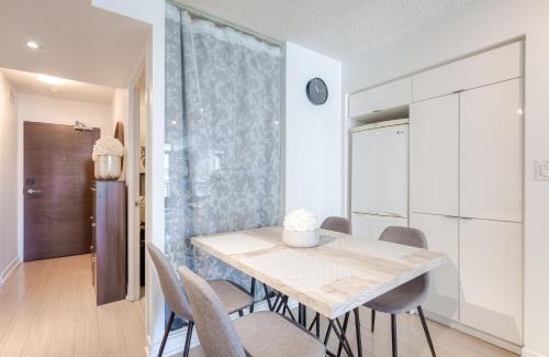 CityPlace Apartment | Luxury Apartment-5 Min CN Tower