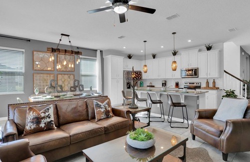 Bay Lake House | Luxury Contemporary Style Townhome on Solara Resort, Orlando Townhome 6279