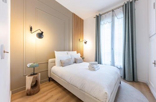 Saint-Gervais Apartment | Luxury Rivoli 4 Bed 3,5 Bath by Hotel de Ville BHV