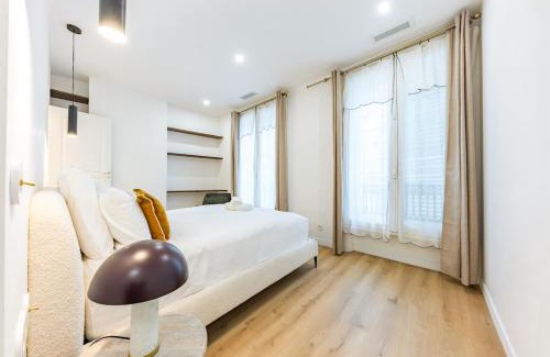 Saint-Gervais Apartment | Luxury Rivoli 4 Bed 3,5 Bath by Hotel de Ville BHV
