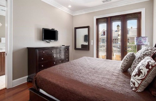 Baytowne Wharf House | Luxury Townhome in the heart of Baytowne Wharf-Sandestin Golf & Beach Resort