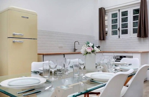 15th Arrondissement Apartment | Magnificent loft Porte Versailles & Champs de Mars