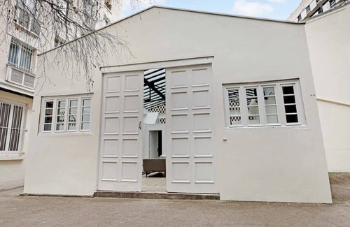 15th Arrondissement Apartment | Magnificent loft Porte Versailles & Champs de Mars
