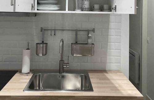 La Garenne-Colombes Apartment | Magnifique T2 entierement renove la garenne colombes limite Courbevoie