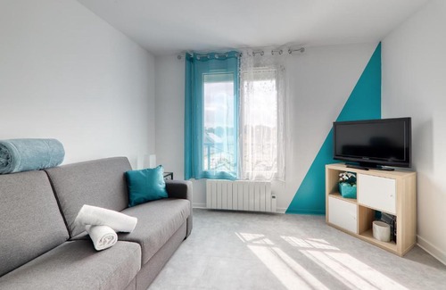 Magny-le-Hongre Apartment | Magny II Studio