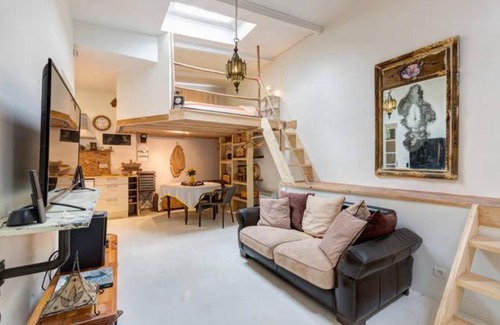 Clichy Apartment | Maison North West Paris