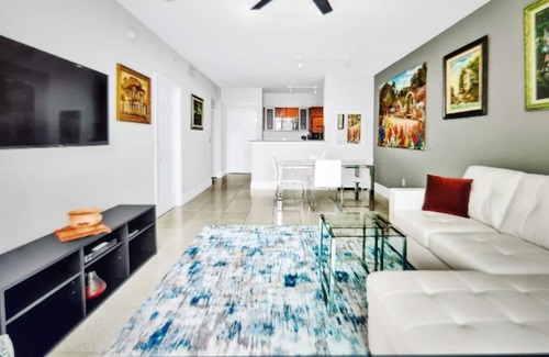 Ocean Ridge Apartment | Marina view condo 15 min walk from the beach