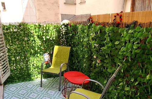 Quartier de la Monnaie Condo | ♥MAZARINE ♥ Terrace/AC♥ Heart of Paris