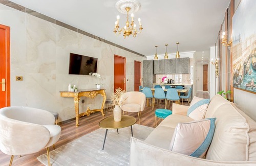 Quartier Sainte-Avoye Apartment | Merveil -Luxury Serviced Apartment-Saint Martin II