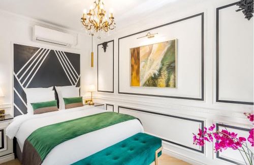 8th Arrondissement Apartment | Merveil - Luxury Suite -Champs Elysees- Ponthieu I