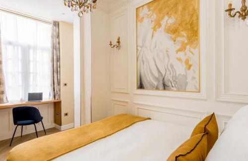 8th Arrondissement Apartment | Merveil - Luxury Suite -Champs Elysees-Haussmann I