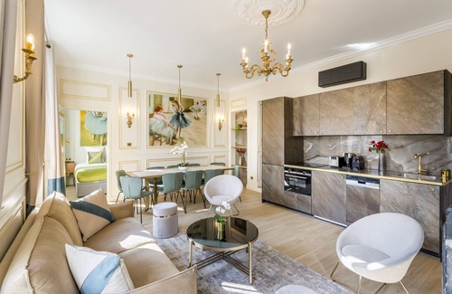 Palais-Royal Apartment | Merveil - Signature Suite - Louvre - Opera I