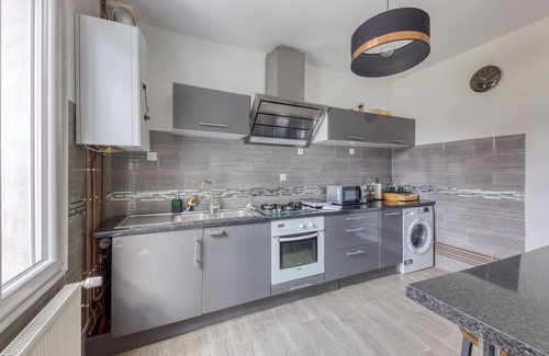 Alfortville House | Modern House 7min to Paris Transports and Free Park
