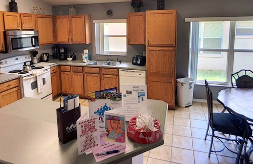 Windsor Palms House | Modern Pool Home, 3 Master Suites, Lake View & Games Rm Disney 3 Miles