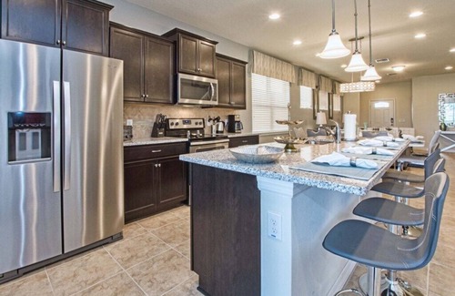 Four Corners House | Modern Spacious Villa with No Rear Neighbors! Game Room, BBQ Grill, Kid Themed Bedrooms, Free Wi-Fi!