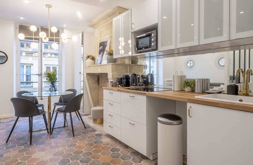 Quartier Sainte-Avoye Apartment | Montmorency III - Studio Apartment, Sleeps 2