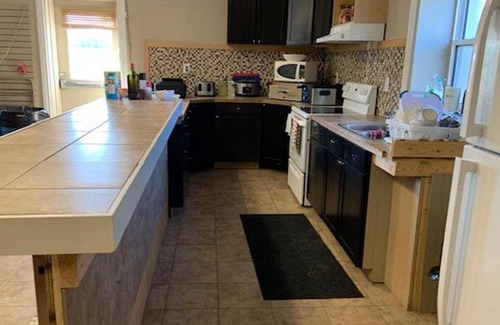 Whitefish House | Motel ∙ 2 guests