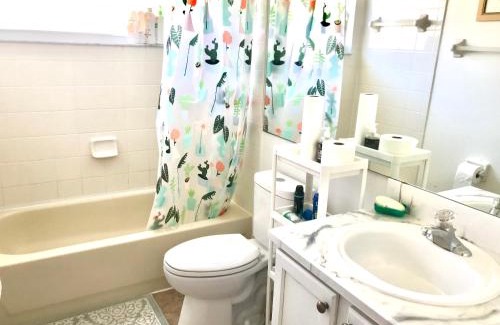 Windsor Palms House | Near Disney Vacation Private Room in shared Villa