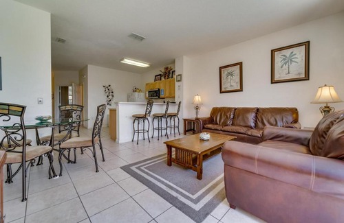 Windsor Hills Apartment | Neil's Windsor Hills Townhouse
