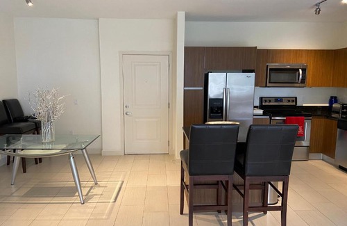 Channel District Apartment | NEW 2/2 Luxury Downtown Tampa Apt