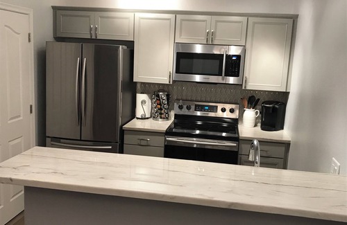 Tucson Condo | Newly remodeled luxurious downstairs condo with resort-style amenities!