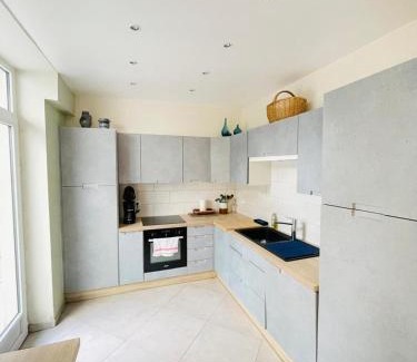 Noisy-le-Grand Apartment | Noisy Home - 10 pers - Paris