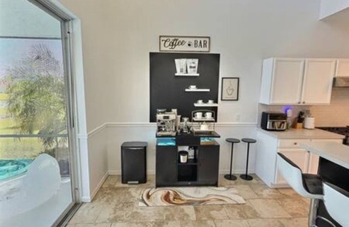 Crescent Lakes House | One-Story Retreat · Heated Pool Orlando