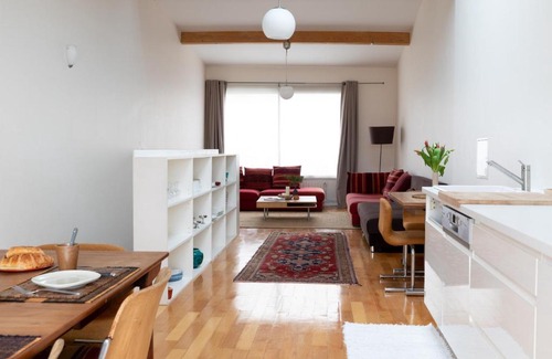 Amerique House | Paris-Maison-appartement-7 chambres métro Jourdain