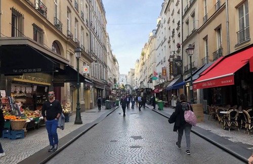 Les Halles Apartment | Paris Studio atypique - Place des victoires