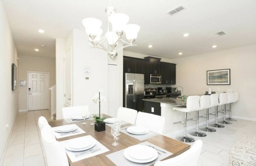Kissimmee House | Perfect Townhome for your Vacation w/Private Pool
