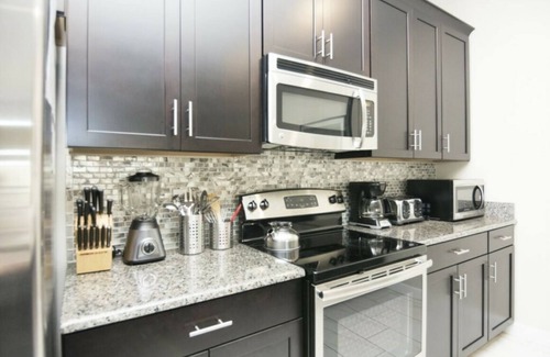 Kissimmee House | Perfect Townhome for your Vacation w/Private Pool