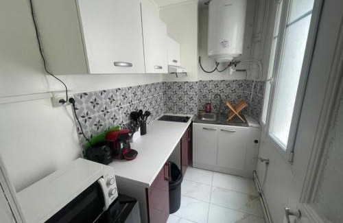 Saint-Ouen Apartment | Petit cocon au nord de Paris