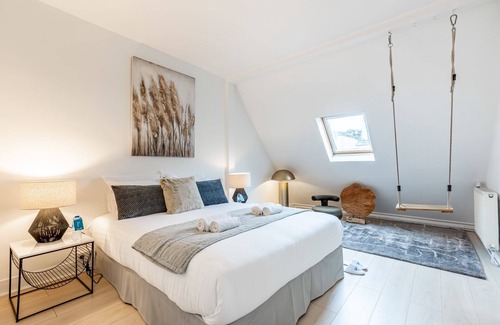 Faubourg-du-Roule Apartment | Ponthieu II - Four Bedroom Apartment, Sleeps 9