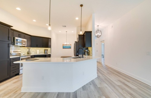 Okahumpka House | Pool Access & Screened Patio: Home in The Villages