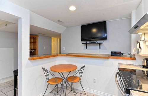 Oakwood Village Resort | Private room ∙ 1 guest