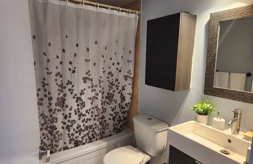Fisherville Resort | Private room ∙ 1 guest