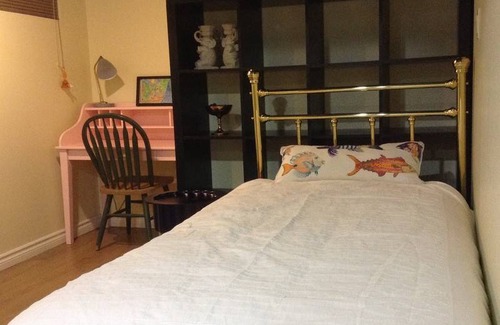 North York Resort | Private room ∙ 1 guest