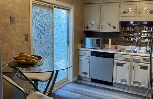Waterloo Resort | Private room ∙ 1 guest