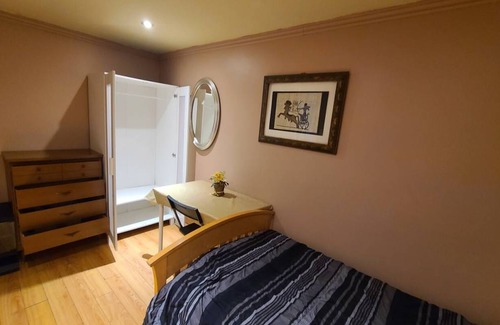 Harwood Resort | Private room ∙ 1 guest