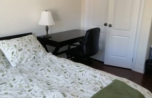 Old East York Resort | Private room ∙ 1 guest