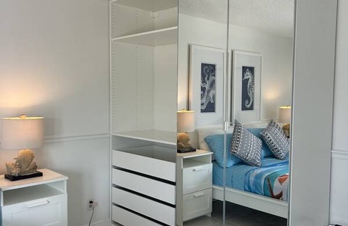Town N County Park Resort | Private room ∙ 2 guests