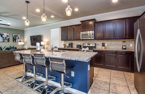 Bay Lake House | Recently Renovated w/all the amenities! Hot tub, Game Room, Grill, Wifi!