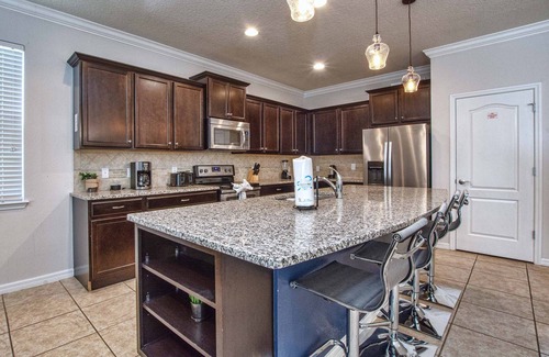 Bay Lake House | Recently Renovated w/all the amenities! Hot tub, Game Room, Grill, Wifi!